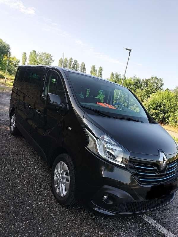 Usata Renault Trafic Zen 125 CV (91 kW) 2018 Nero Monovolume