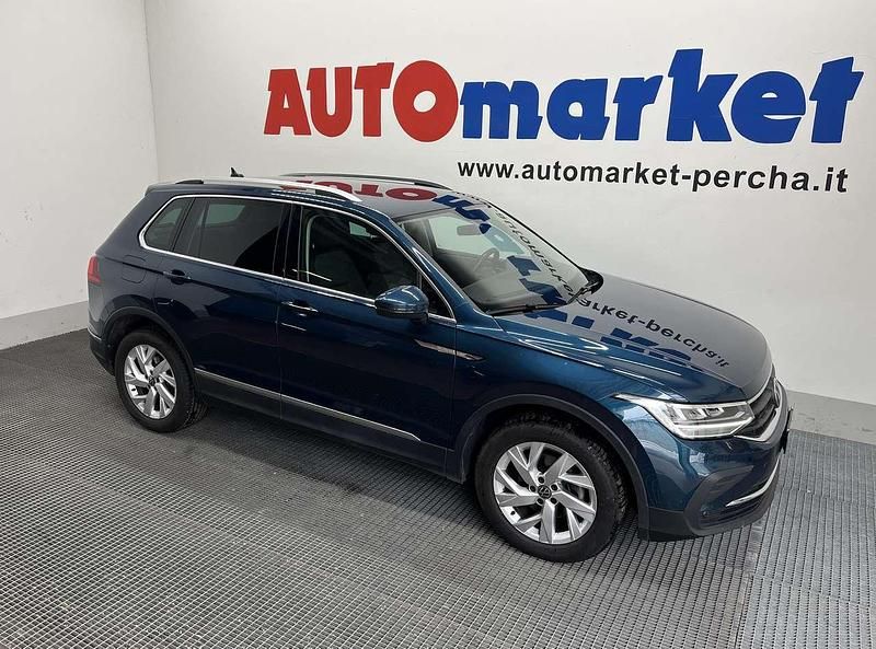 Usata VW Tiguan Life 150 CV (110 kW) 2021 Blu/azzurro SUV