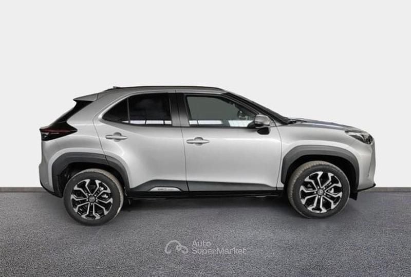 Usata Toyota Yaris Cross Sport 116 CV (85 kW) 2025 Bianco SUV