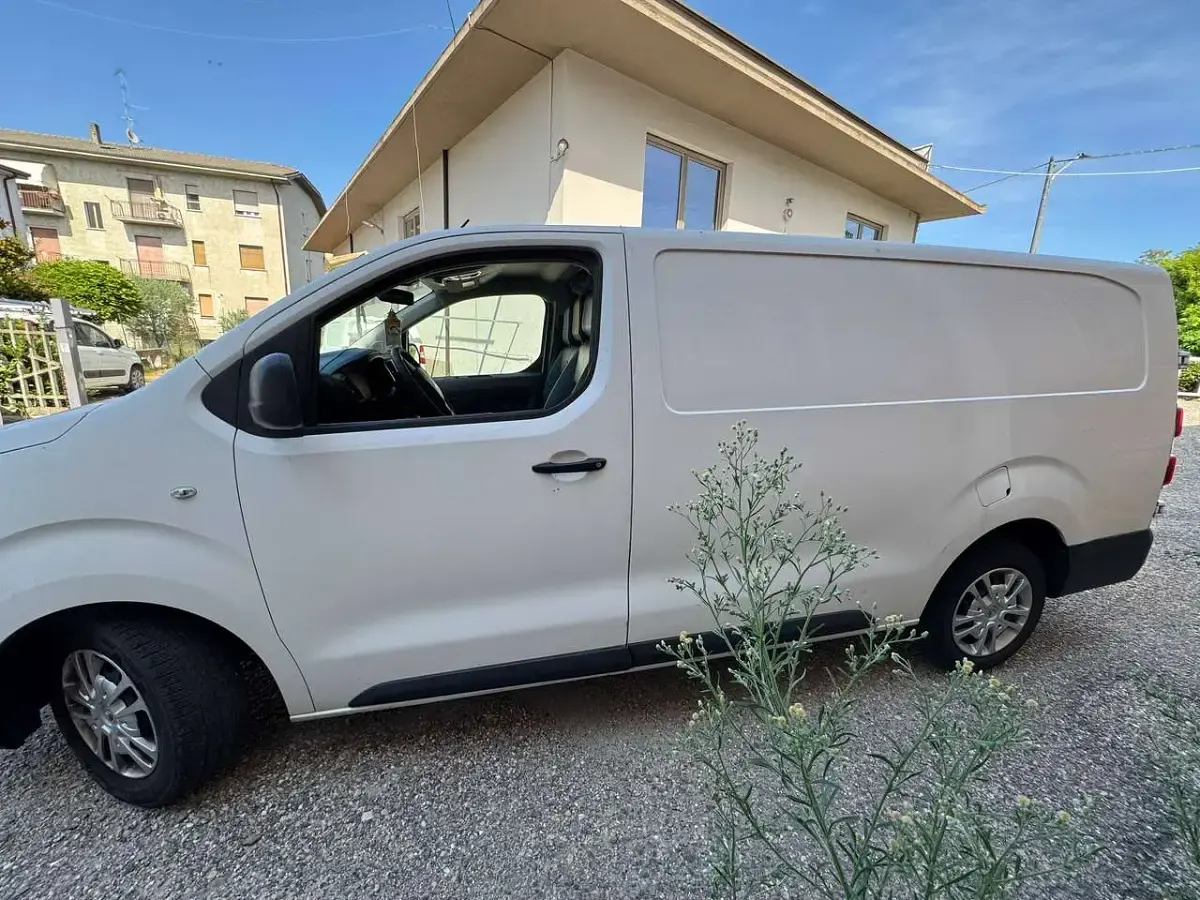 Usata Citroën Jumpy 122 CV (89 kW) 2018 Bianco Monovolume