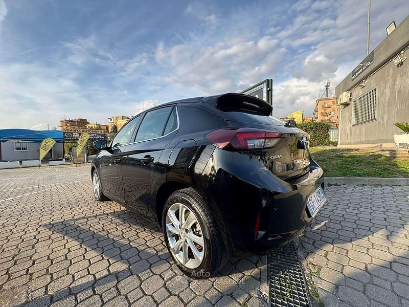 Usata Opel Corsa Elegance 101 CV (74 kW) 2021 Nero Utilitaria
