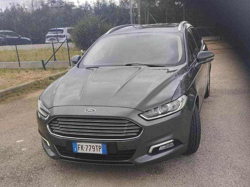 Grigio Usata 2017 Ford Mondeo Business Edition Station wagon | 9900 € (Super prezzo) - Immagine 1/4