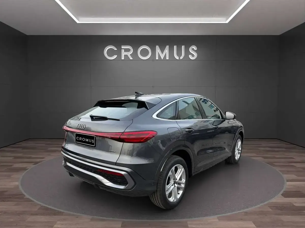 Nuova Audi Q5 S-Line 204 CV (150 kW) 2025 Other SUV