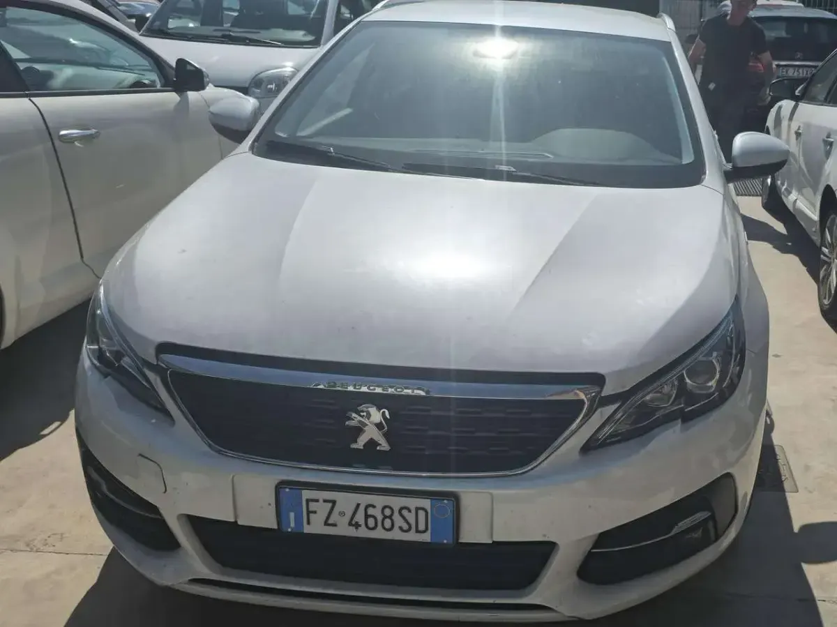 Usata Peugeot 308 Style 102 CV (75 kW) 2019 Bianco Station wagon