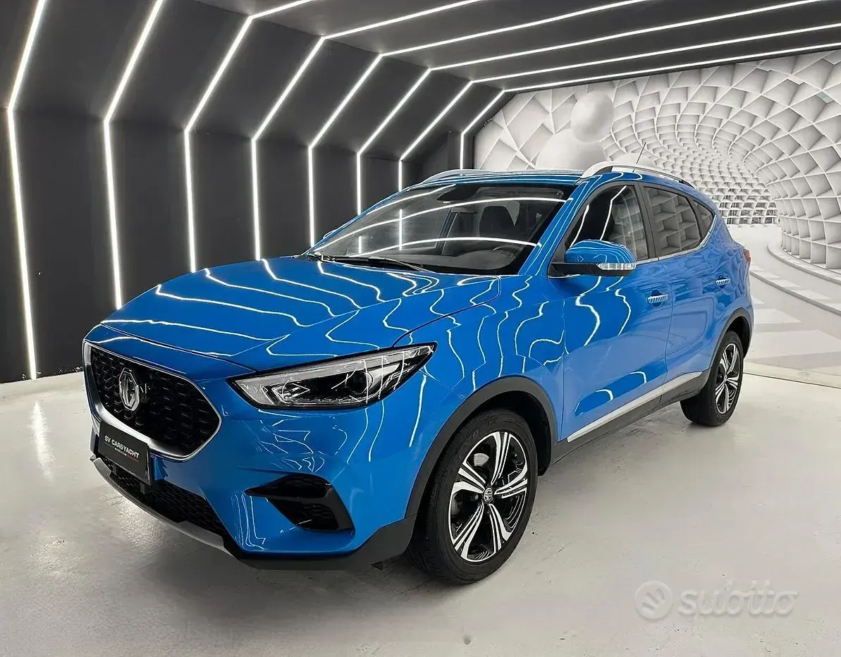 Usata MG ZS Luxury 111 CV (81 kW) 2022 Bluazzurro SUV