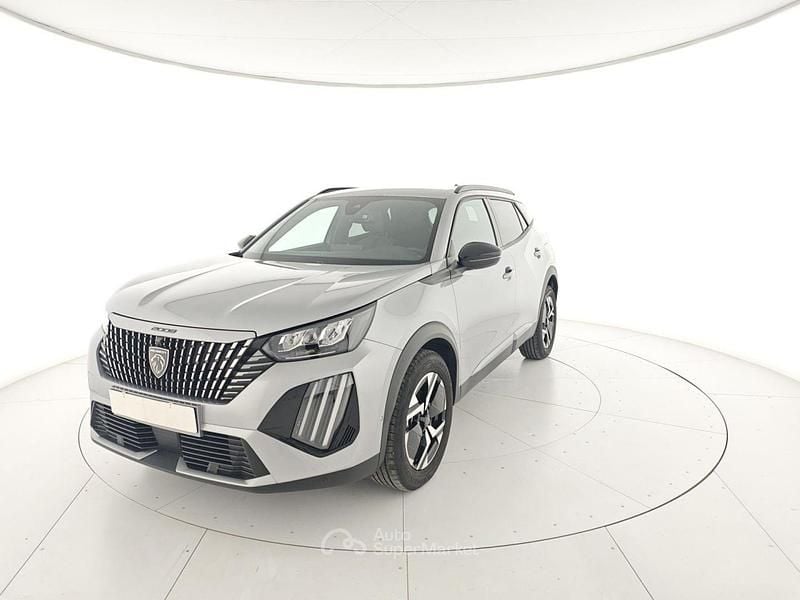 Begagnad Peugeot 2008 Allure 101 HK (74 kW) 2025 Grå SUV