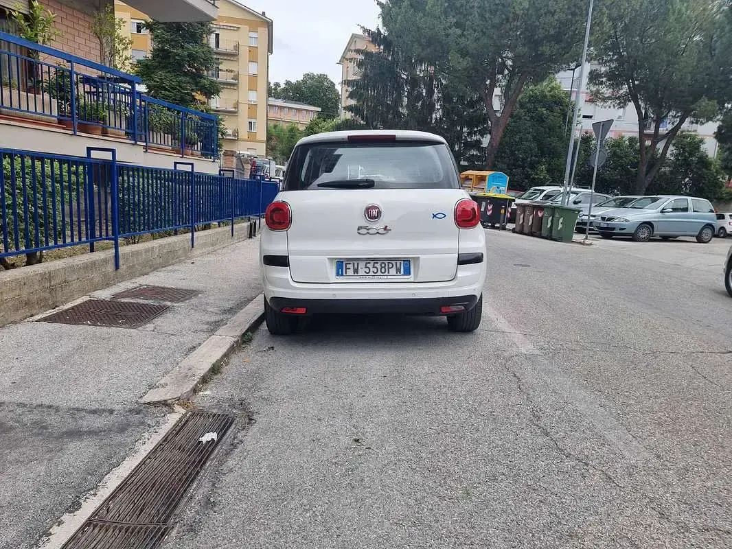 Usata Fiat 500L Business 120 CV (88 kW) 2019 Bianco Monovolume