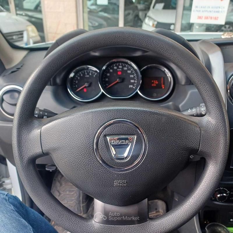 Usata Dacia Duster 109 CV (80 kW) 2015 Bianco SUV