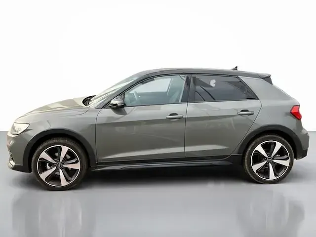 Usata Audi A1 Ambiente 116 CV (85 kW) 2025 Grigio chronos metallizzato ne SUV