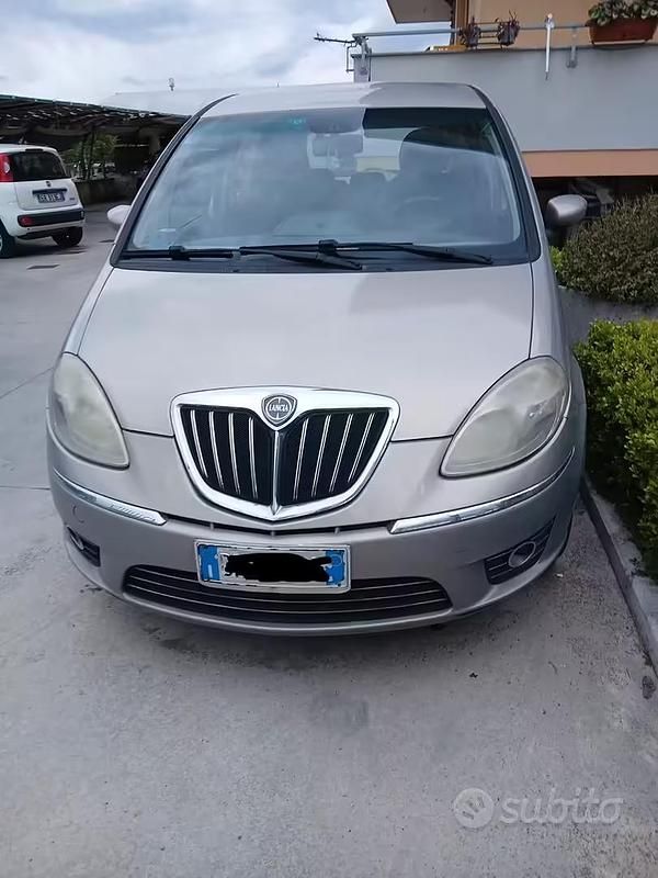 Usata Lancia Musa 90 CV (66 kW) 2008 Monovolume