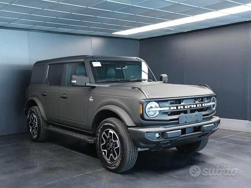 Usata Ford Bronco Outer Banks 335 CV (246 kW) 2024 Nero SUV