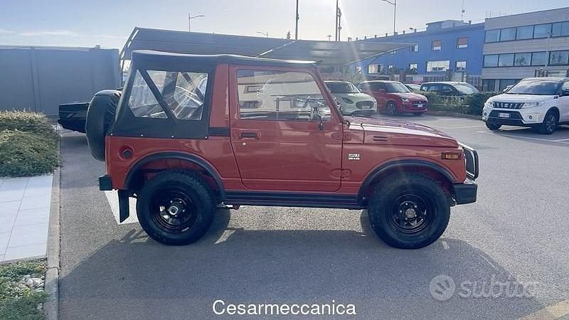 Usata Suzuki Samurai 70 CV (51 kW) 1984 Rosso SUV