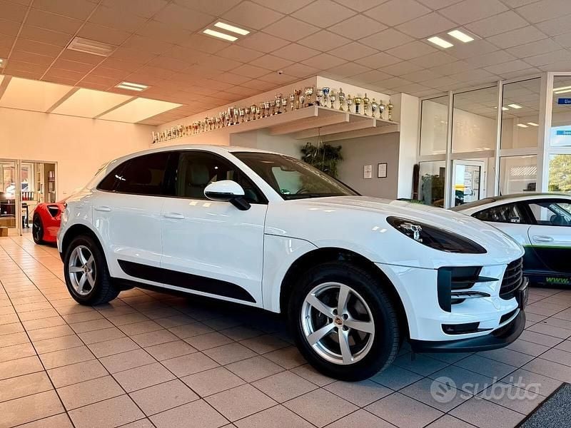 Usata Porsche Macan 244 CV (179 kW) 2021 Bianco SUV