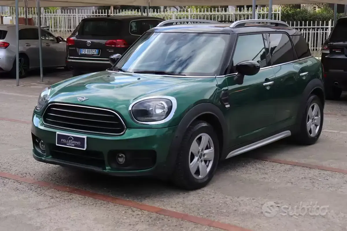 Usata Mini Cooper D Countryman Business 150 CV (110 kW) 2019 Verde SUV