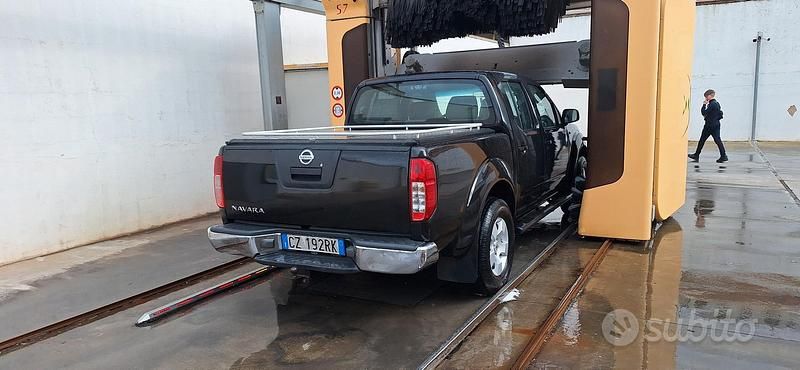 Occasion Nissan Navara 174 ch (127 kW) 2006 Noir Pick-up