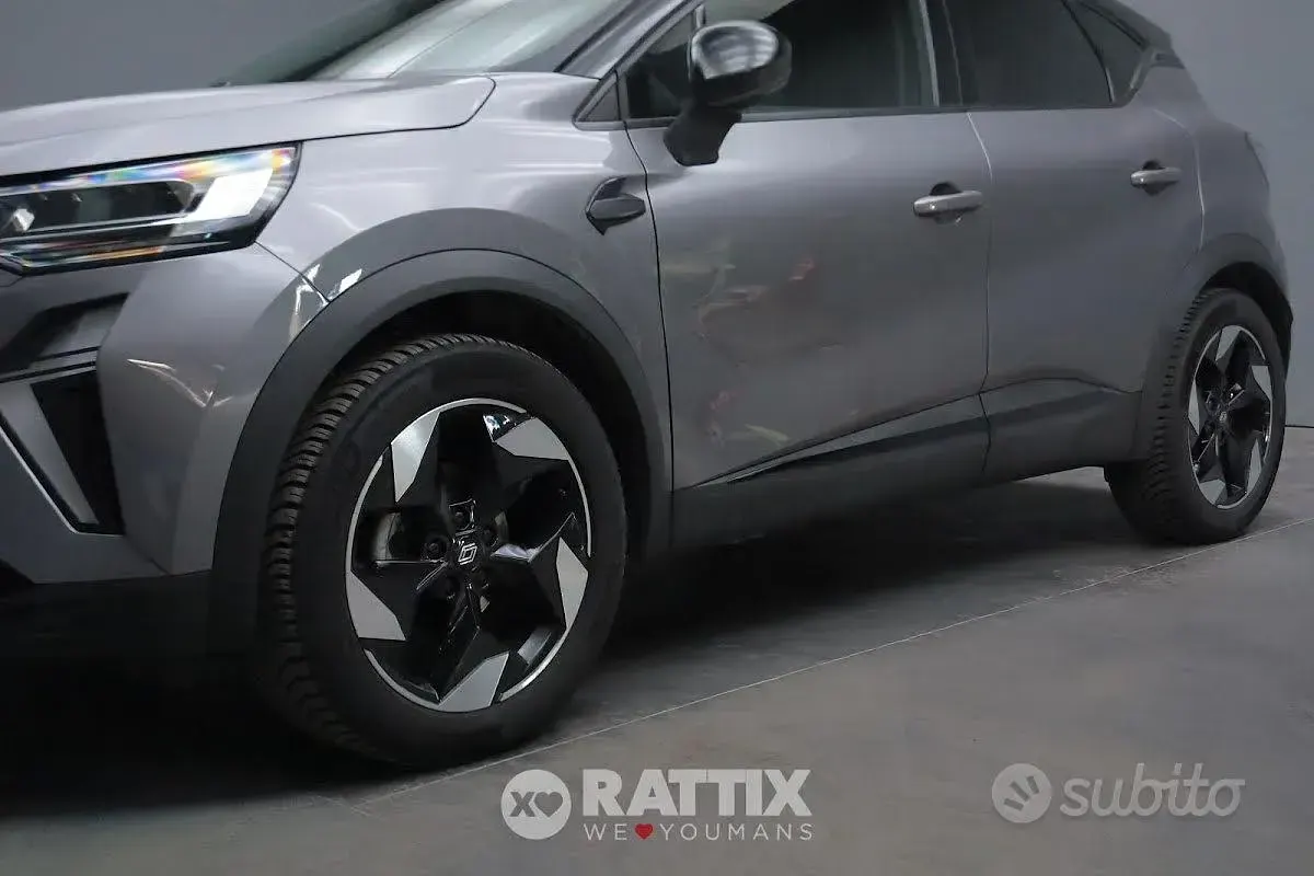 Usado Renault Captur Techno 91 CV (66 kW) 2025 Gris SUV