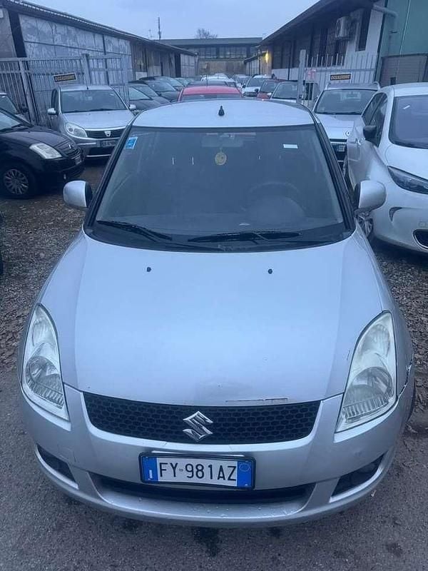 Usata Suzuki Swift GLX 75 CV (55 kW) 2008 Argento Berlina