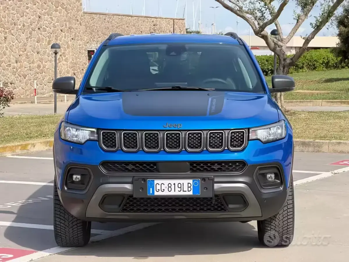 Usata Jeep Compass Trailhawk 179 CV (131 kW) 2021 Blu SUV