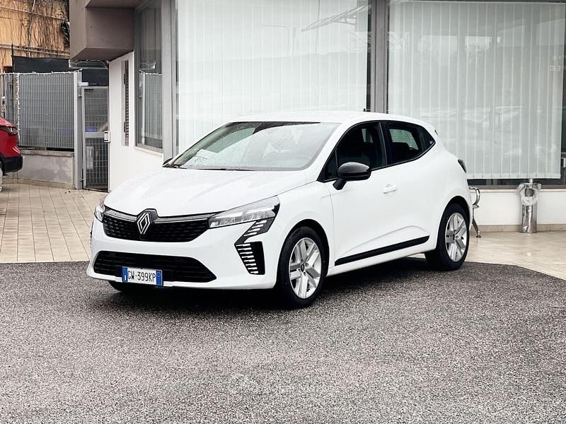 Ny Renault Clio V Evolution 91 HK (66 kW) 2026 Vit Sedan