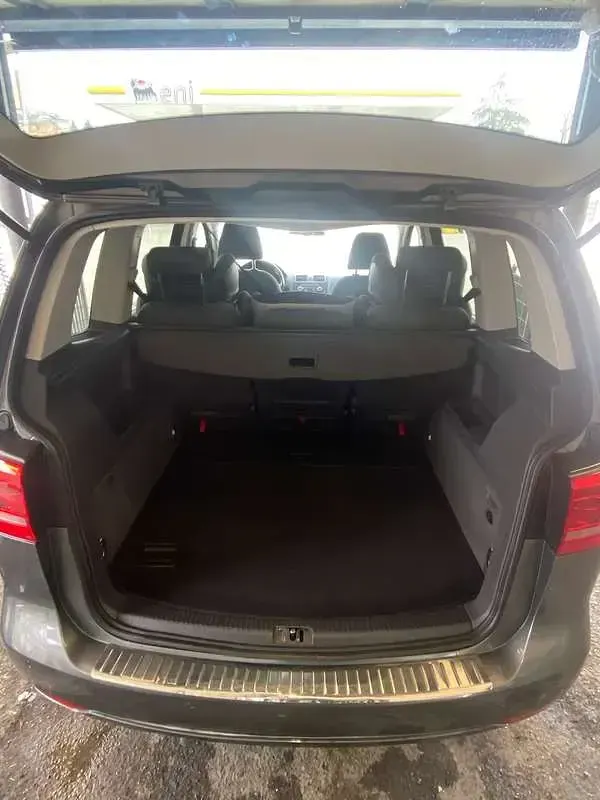 Usata VW Touran Highline 150 CV (110 kW) 2011 Grigio Monovolume