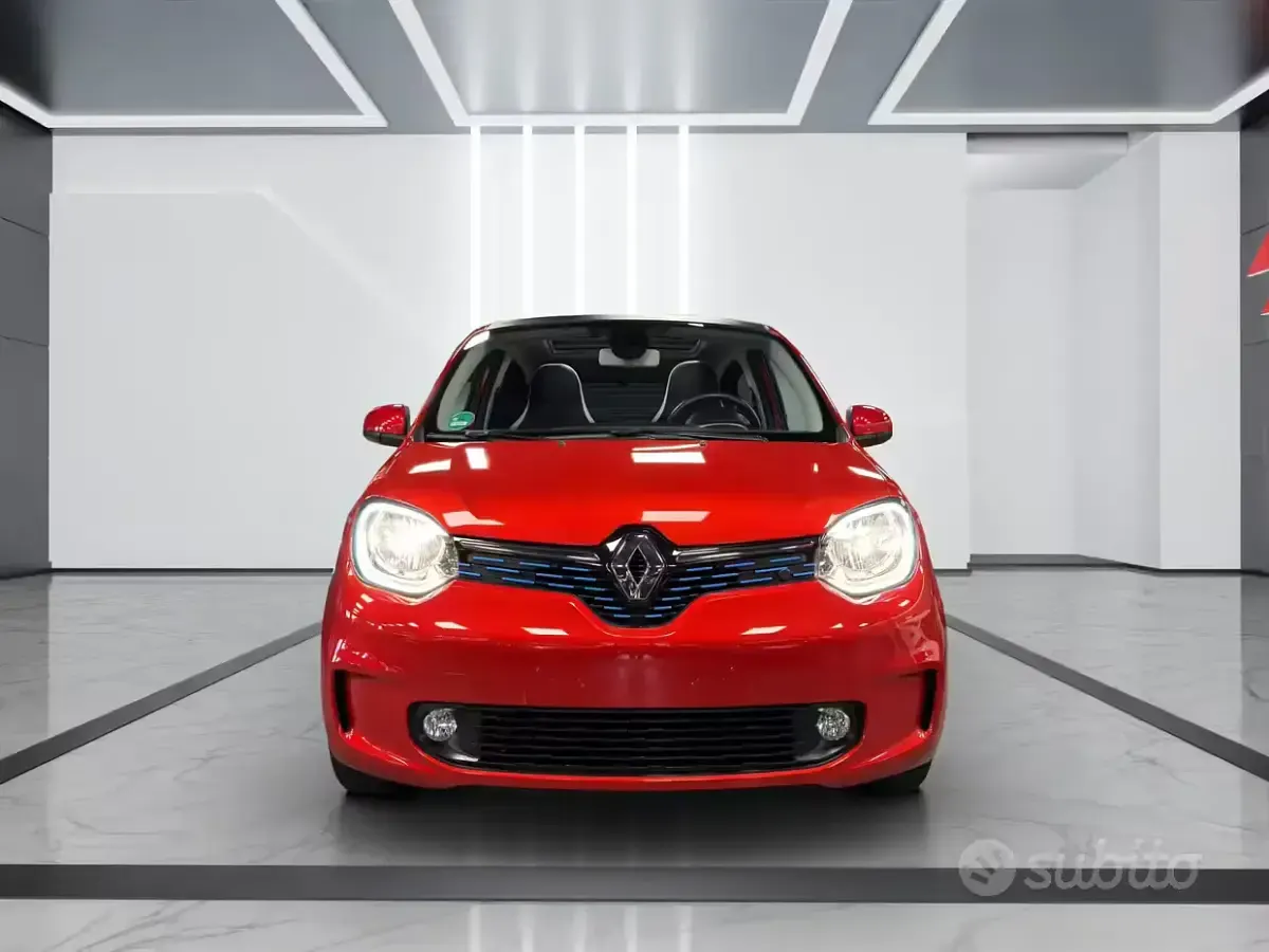 Begagnad Renault Twingo Intens 30 kW (42 HK) 2021 Röd Halvkombi