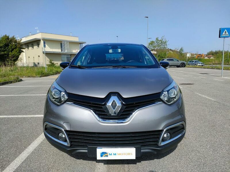 Usato 2016 Renault Captur 1.5 Diesel 90 CV (11.490 €)