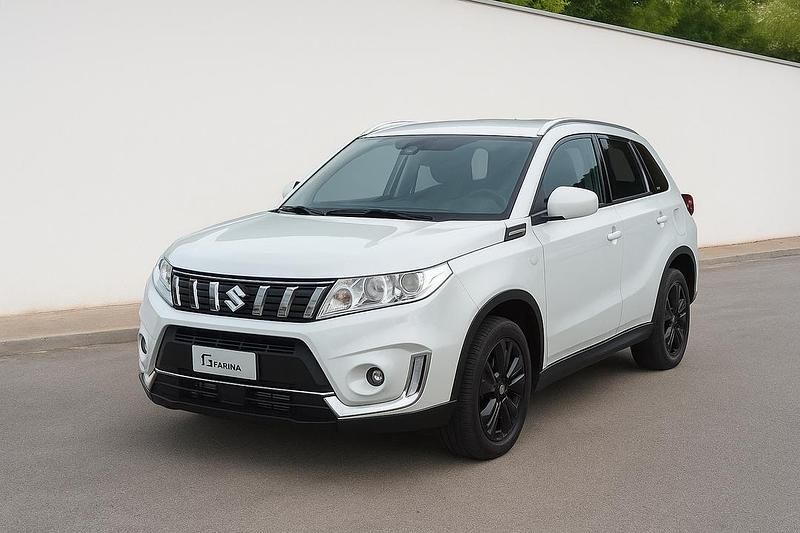 Bianco Usata 2019 Suzuki Vitara Cool SUV | 14.400 € (Buon prezzo) - Immagine 1/1