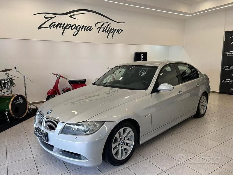 Usata BMW 320 177 CV (130 kW) 2008 Grigio Berlina