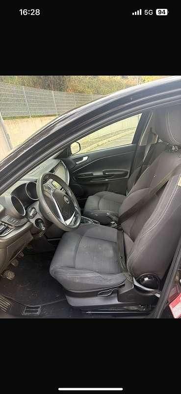 Usata Alfa Romeo Giulietta Tech Edition 120 CV (88 kW) 2018 Nero Berlina