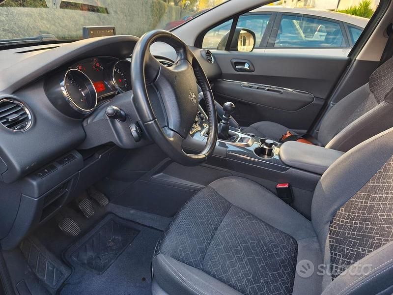 Usata Peugeot 3008 120 CV (88 kW) 2016 Grigio SUV