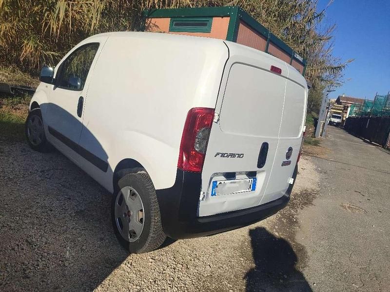 Usata Fiat Fiorino 95 CV (69 kW) 2022 Bianco Monovolume
