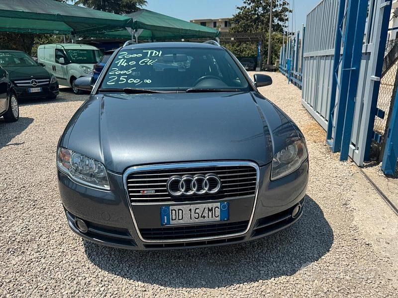Käytetty Audi A4 140 HP (102 kW) 2006 Harmaa Farmari