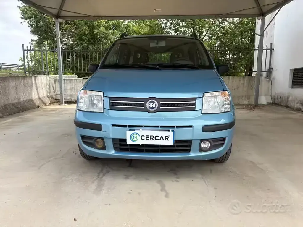 Usata Fiat Panda Dynamic 60 CV (44 kW) 2006 Blu Utilitaria