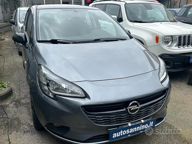 Usata Opel Corsa 69 CV (50 kW) 2017 Grigio Utilitaria