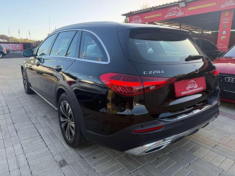 Usata Mercedes C220 Advanced 197 CV (144 kW) 2024 Nero Station wagon