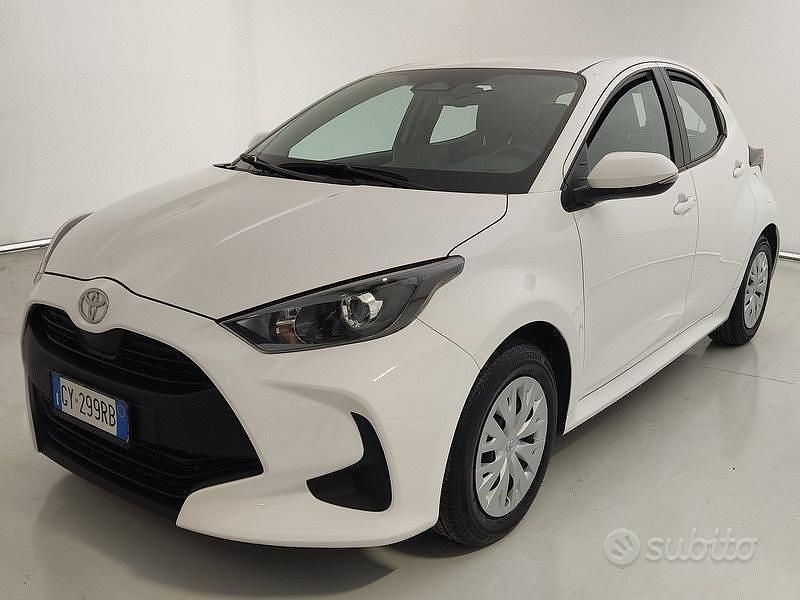 Usata Toyota Yaris Hybrid Active 2025 Bianco Berlina