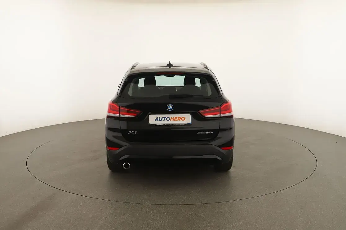 Usata BMW X1 Advantage 220 CV (161 kW) 2022 Nero SUV