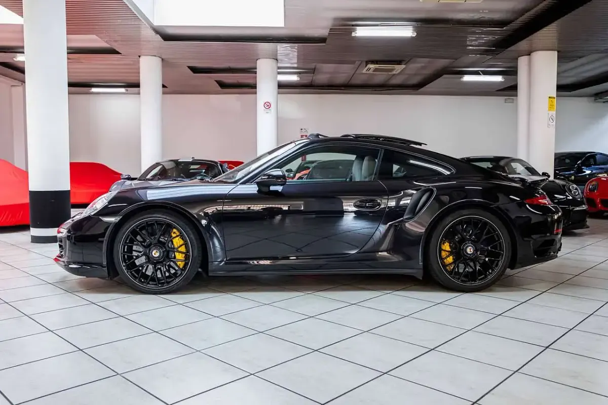 Usata Porsche 991 Sport 560 CV (411 kW) 2013 Nero basalto Coupé