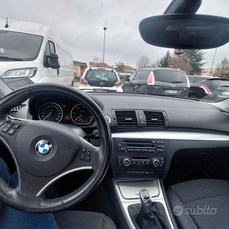Usata BMW 118 2007 Nero Utilitaria