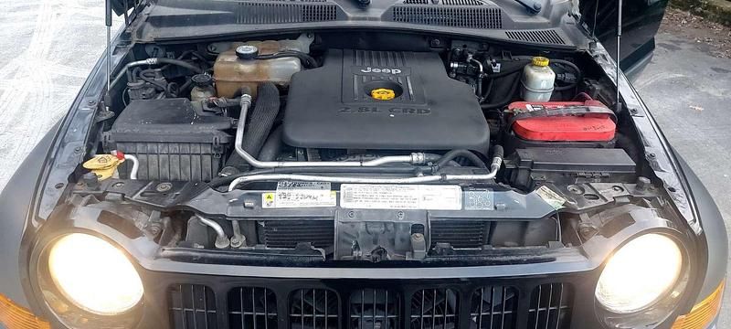 Usata Jeep Cherokee Sport 163 CV (119 kW) 2006 SUV