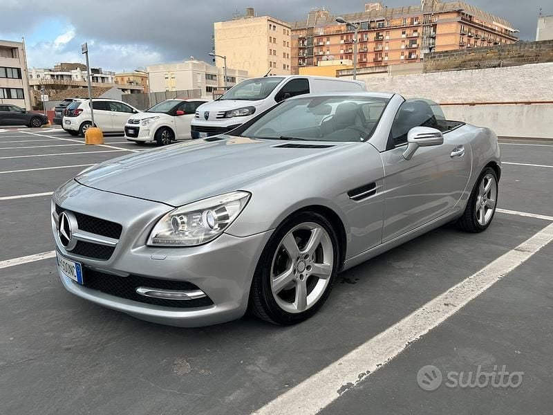 Usata Mercedes SLK200 184 CV (135 kW) 2011 Grigio Cabrio