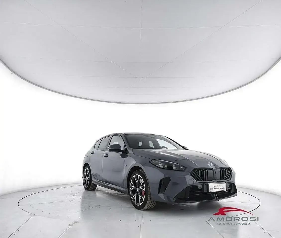Usata BMW 120 M Sport 163 CV (119 kW) 2025 Blu Utilitaria