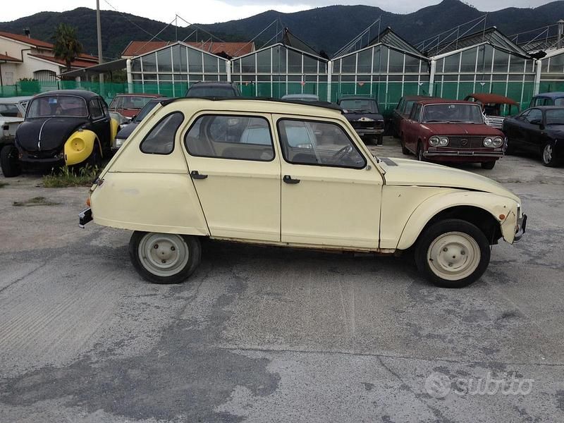 Usata Citroën Dyane 1980 Marrone Utilitaria