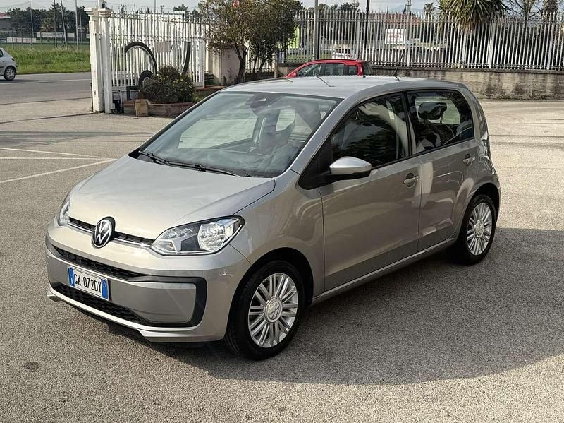 Usata VW up! Move 68 CV (50 kW) 2022 Argento Utilitaria
