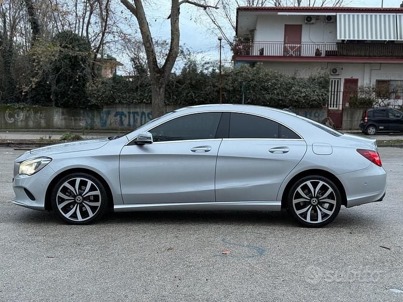 Usata Mercedes CLA220 Premium 177 CV (130 kW) 2017 Grigio Berlina