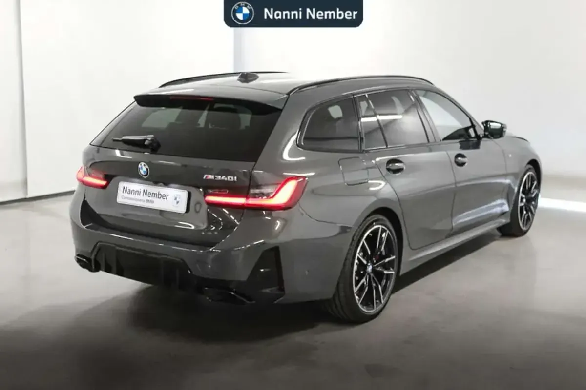 Nuova BMW 340 M Sport 392 CV (288 kW) 2026 Dravit grey metallizzato Station wagon