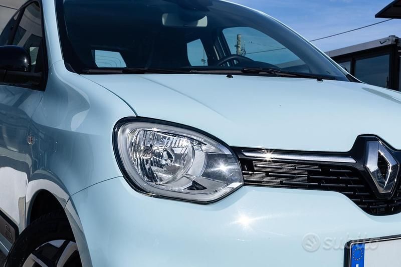 Usata Renault Twingo Equilibre 65 CV (47 kW) 2024 Blu Utilitaria