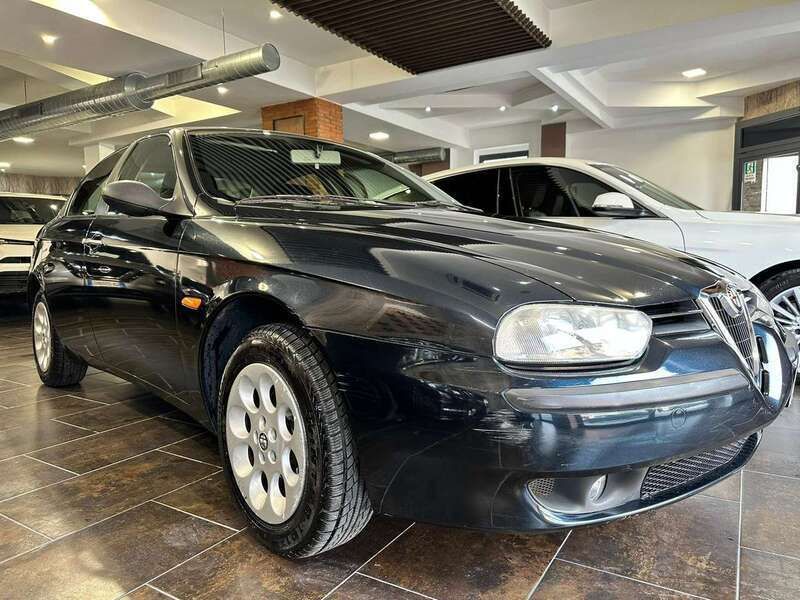 Usata Alfa Romeo 156 Distinctive 155 CV (114 kW) 2000 Nero Berlina