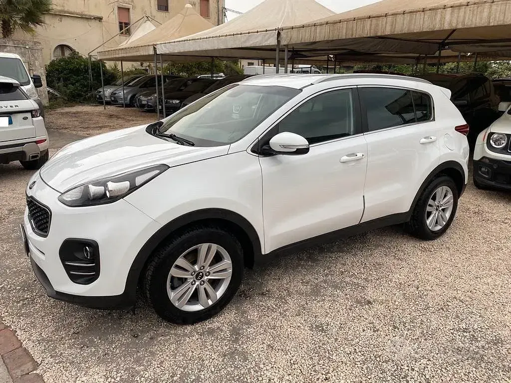 Usata Kia Sportage Style 116 CV (85 kW) 2016 Bianco SUV