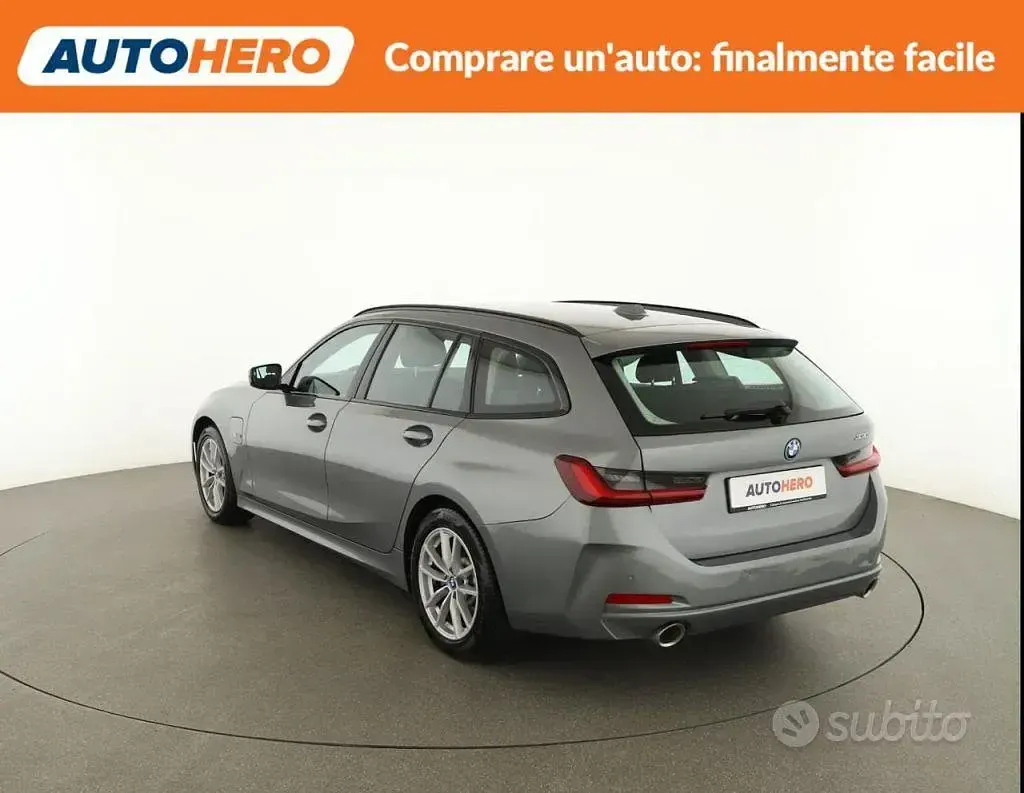 Usata BMW 330 184 CV (135 kW) 2023 Grigio Station wagon